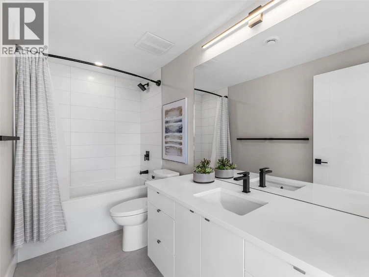 3645 Mckinley Beach Drive, Kelowna, BC, V1V 3G2 - 45