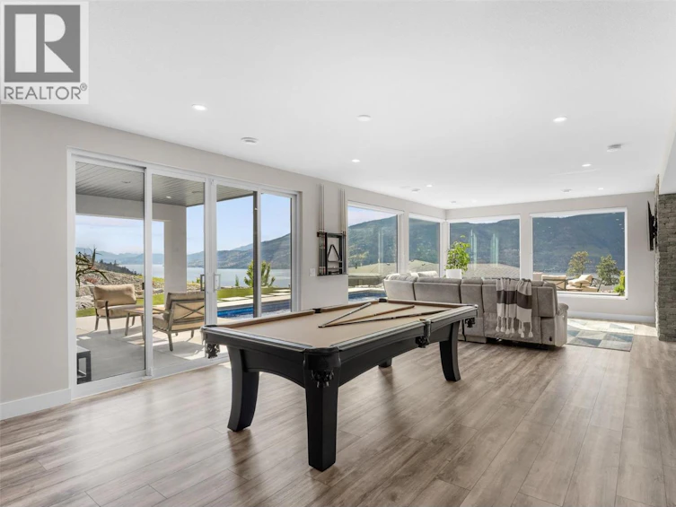 3645 Mckinley Beach Drive, Kelowna, BC, V1V 3G2 - 40