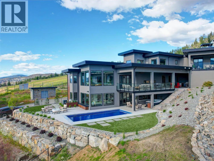 3645 Mckinley Beach Drive, Kelowna, BC, V1V 3G2