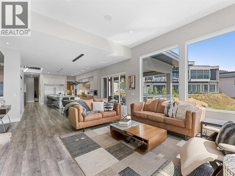 3645 Mckinley Beach Drive, Kelowna, BC, V1V 3G2 - 19