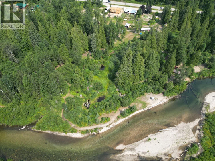 5926 Ferguson Frontage Road, Malakwa, BC, V0E 2J0