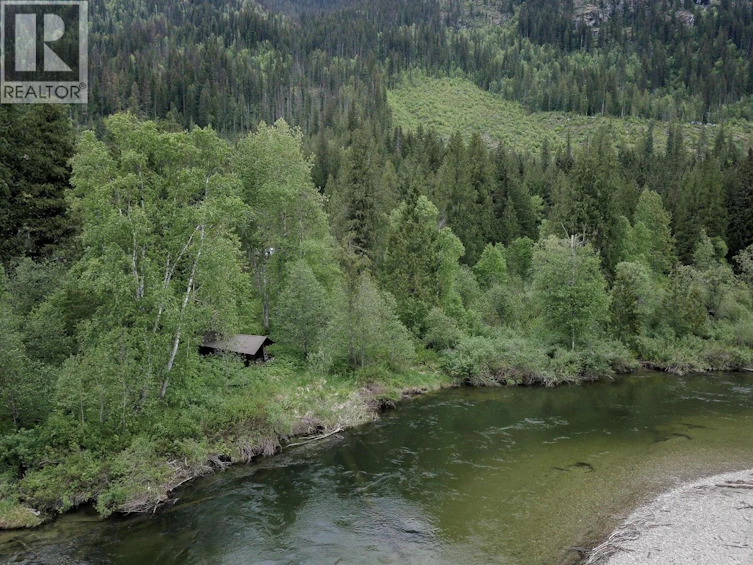 5926 Ferguson Frontage Road, Malakwa, BC, V0E 2J0 - 11