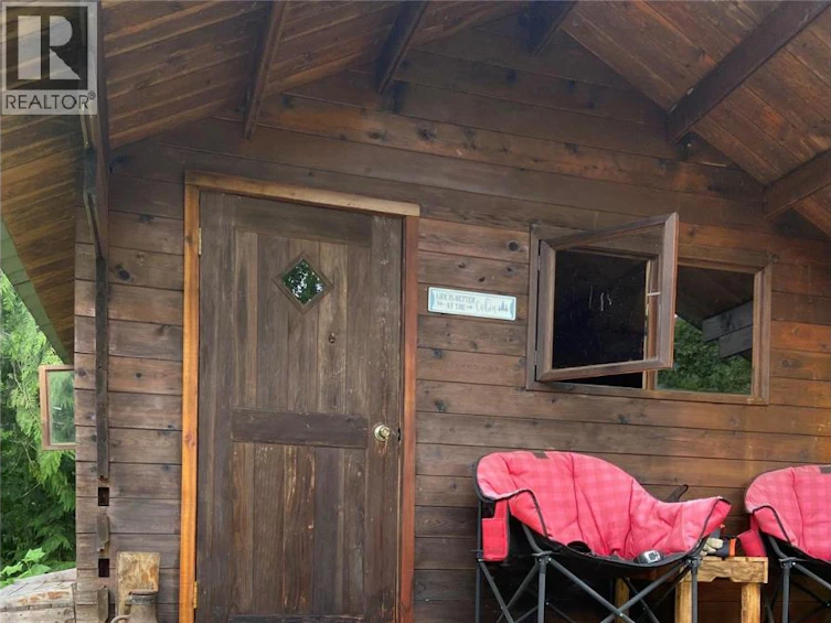 5926 Ferguson Frontage Road, Malakwa, BC, V0E 2J0 - 13