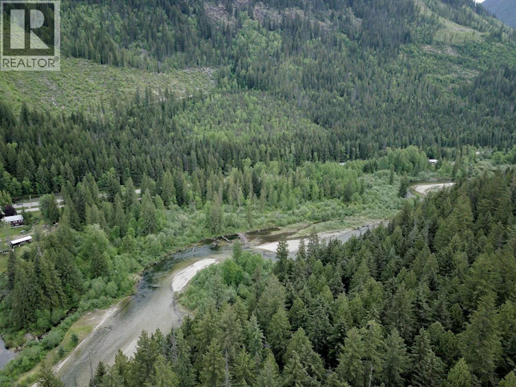 5926 Ferguson Frontage Road, Malakwa, BC, V0E 2J0 - 26