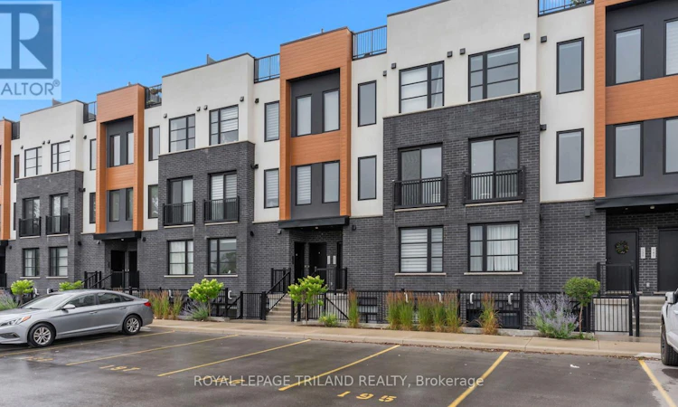 129-3900 Savoy Street