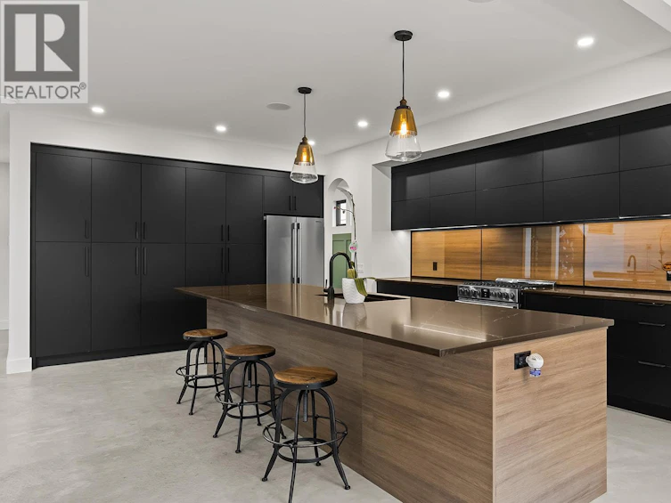 443 Vision Court, Kelowna, BC, V1W 0C4 - 11