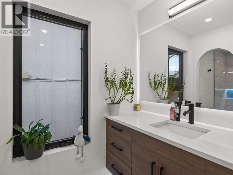 443 Vision Court, Kelowna, BC, V1W 0C4 - 42