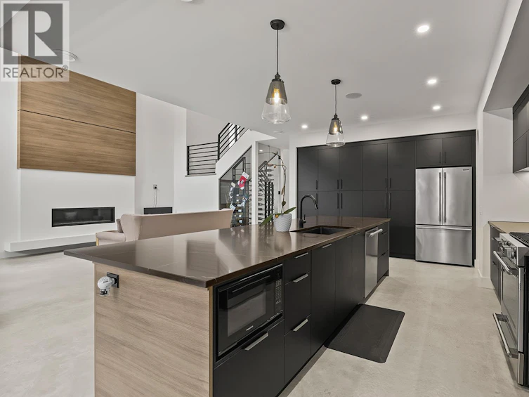 443 Vision Court, Kelowna, BC, V1W 0C4 - 10