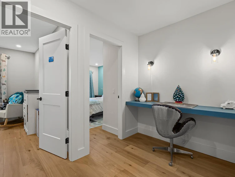 443 Vision Court, Kelowna, BC, V1W 0C4 - 38