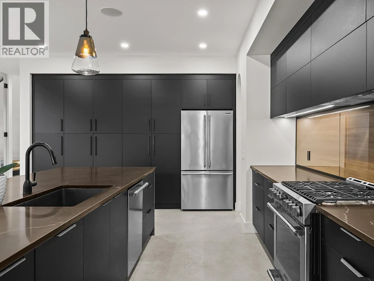 443 Vision Court, Kelowna, BC, V1W 0C4 - 7
