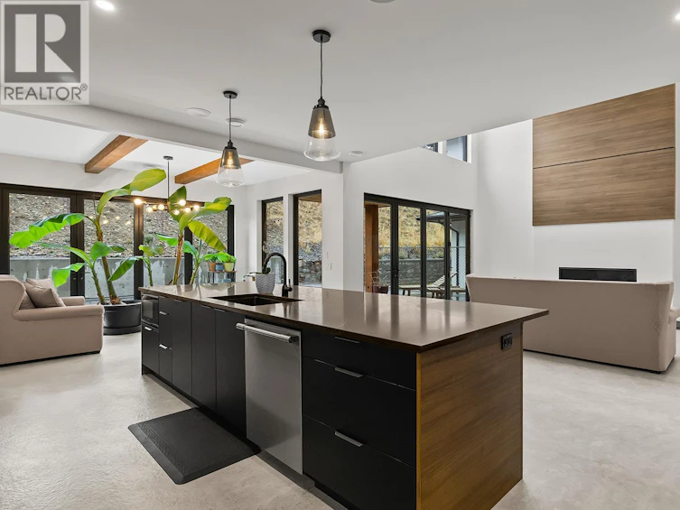 443 Vision Court, Kelowna, BC, V1W 0C4 - 8