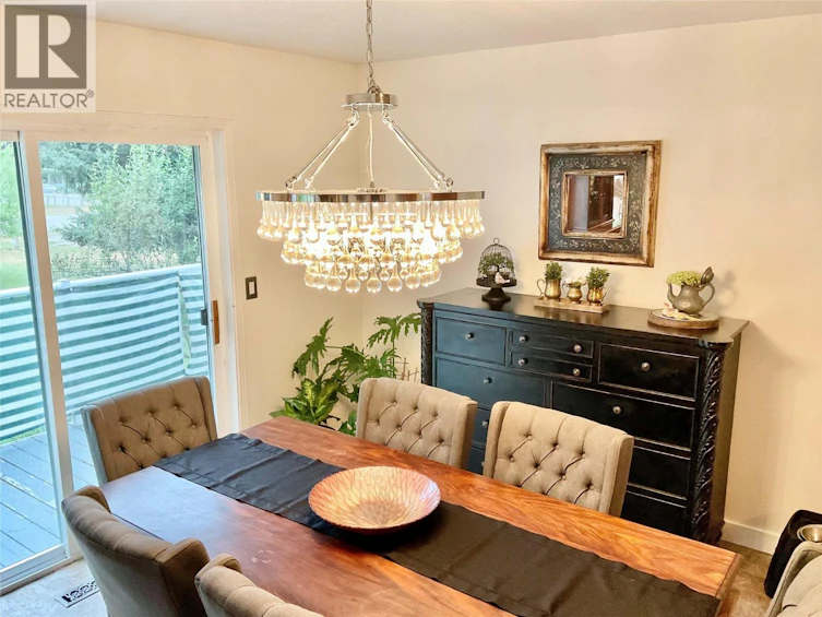 706 Central Avenue, Midway, BC, V0H 1M0 - 26