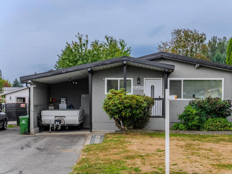 45440 West Wellington Chilliwack Proper Avenue, Chilliwack, BC, V2P 2E9