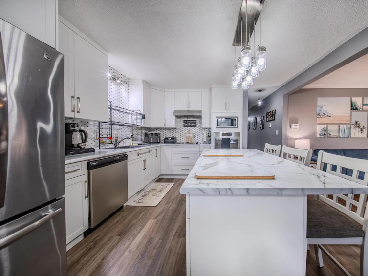 45440 West Wellington Chilliwack Proper Avenue, Chilliwack, BC, V2P 2E9 - 3