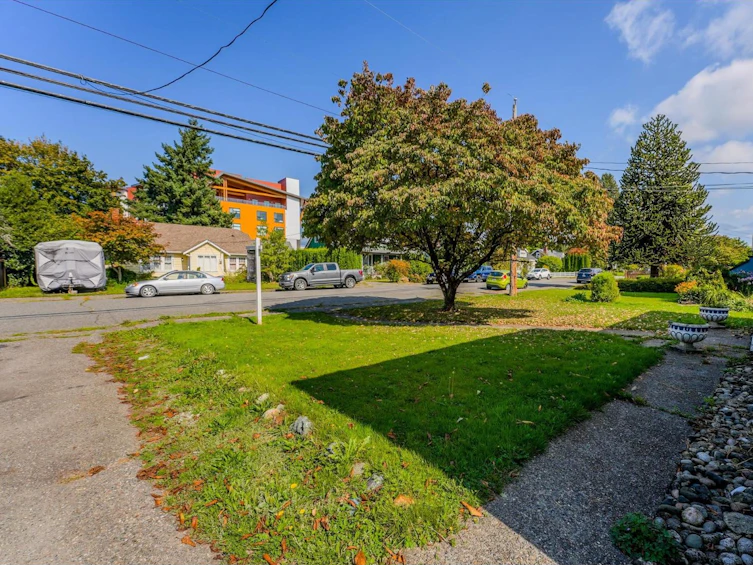 46220 Maple Avenue, Chilliwack, BC, V2P 2J4 - 34
