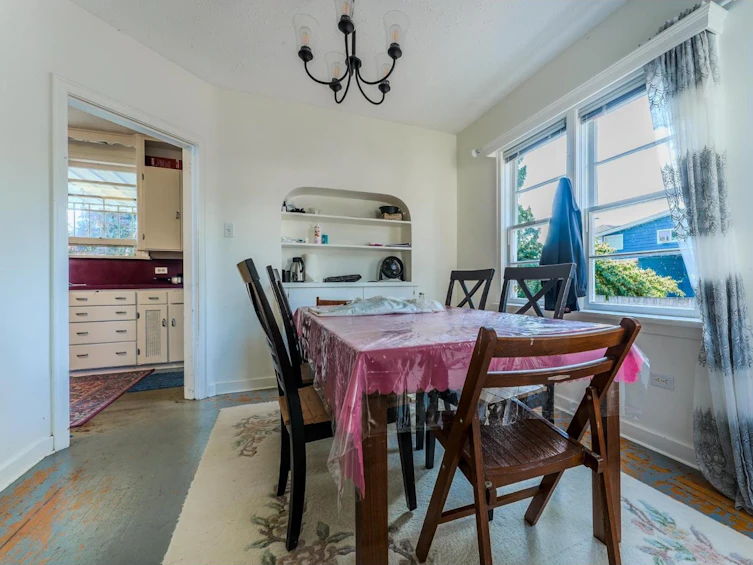 46220 Maple Avenue, Chilliwack, BC, V2P 2J4 - 5