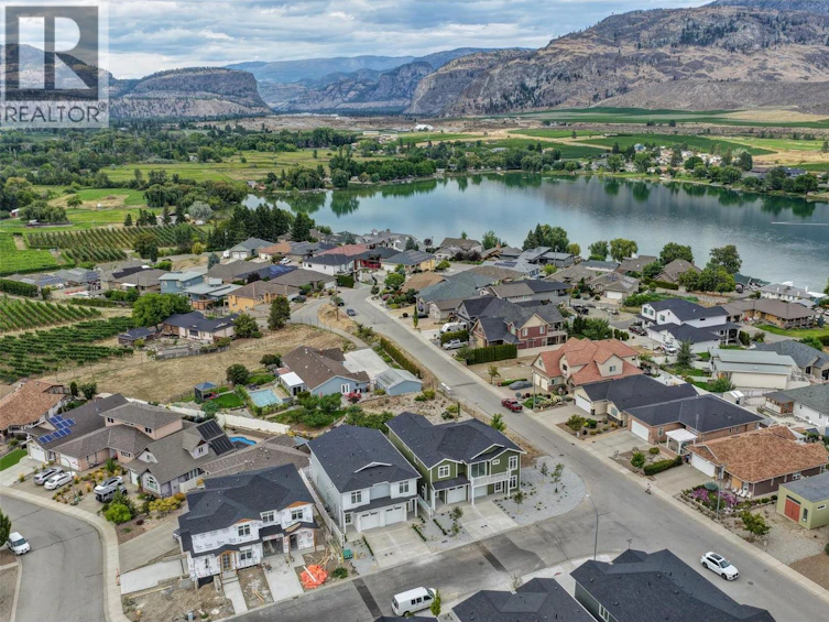 386 Chardonnay Avenue, Oliver, BC, V0H 1T4 - 32
