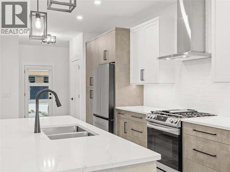 7-2835 Canyon Crest Drive, West Kelowna, BC, V4T 0E3 - 10