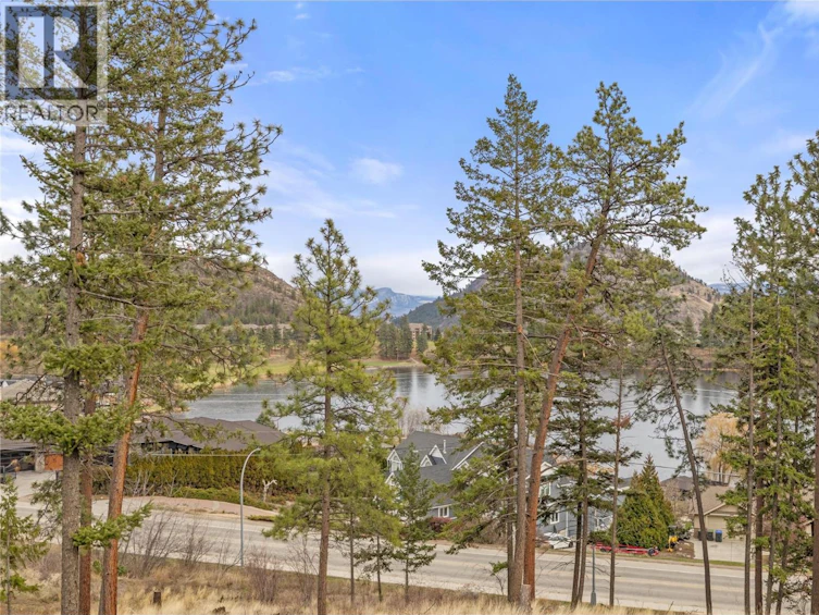 2-2835 Canyon Crest Drive, West Kelowna, BC, V4T 0E3 - 40