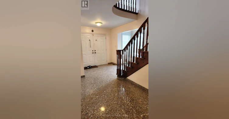 44 Reuben Avenue, Toronto, ON, M9M 1E5 - 2