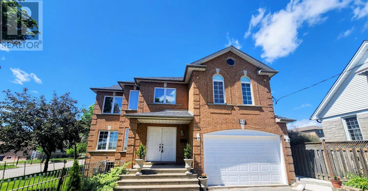44 Reuben Avenue, Toronto, ON, M9M 1E5