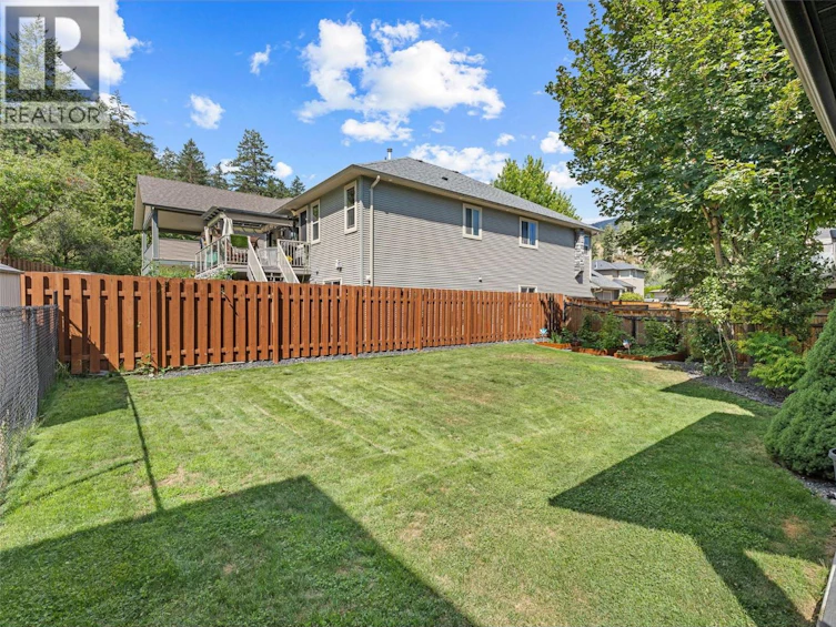 2828 Bentley Road, West Kelowna, BC, V4T 3A9 - 5