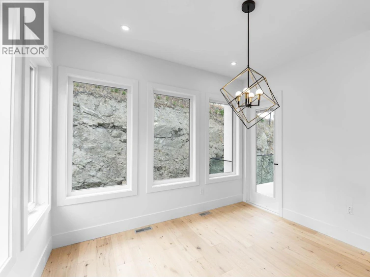 2095 Cortina Drive, Kelowna, BC, V1P 1V1 - 14