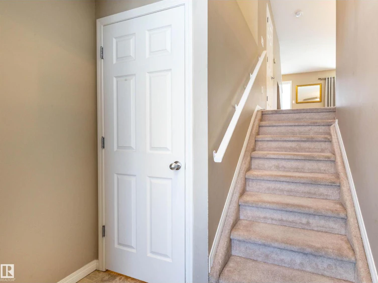 1615 Towne Centre Bv NW, Edmonton, AB, T6R 0S3 - 3