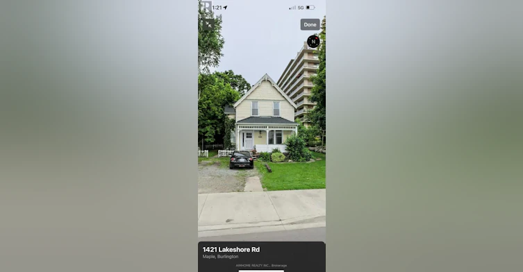 1421 Lakeshore Road, Burlington, ON, L7S 1B3