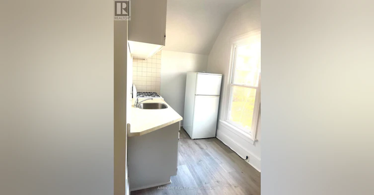 1421 Lakeshore Road, Burlington, ON, L7S 1B3 - 9