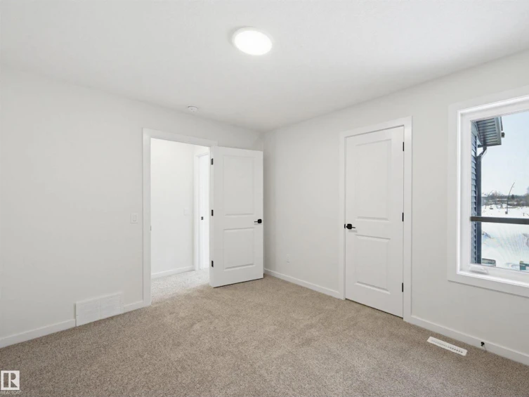 2535 211 Street NW, Edmonton, AB, T6M 3H1 - 32