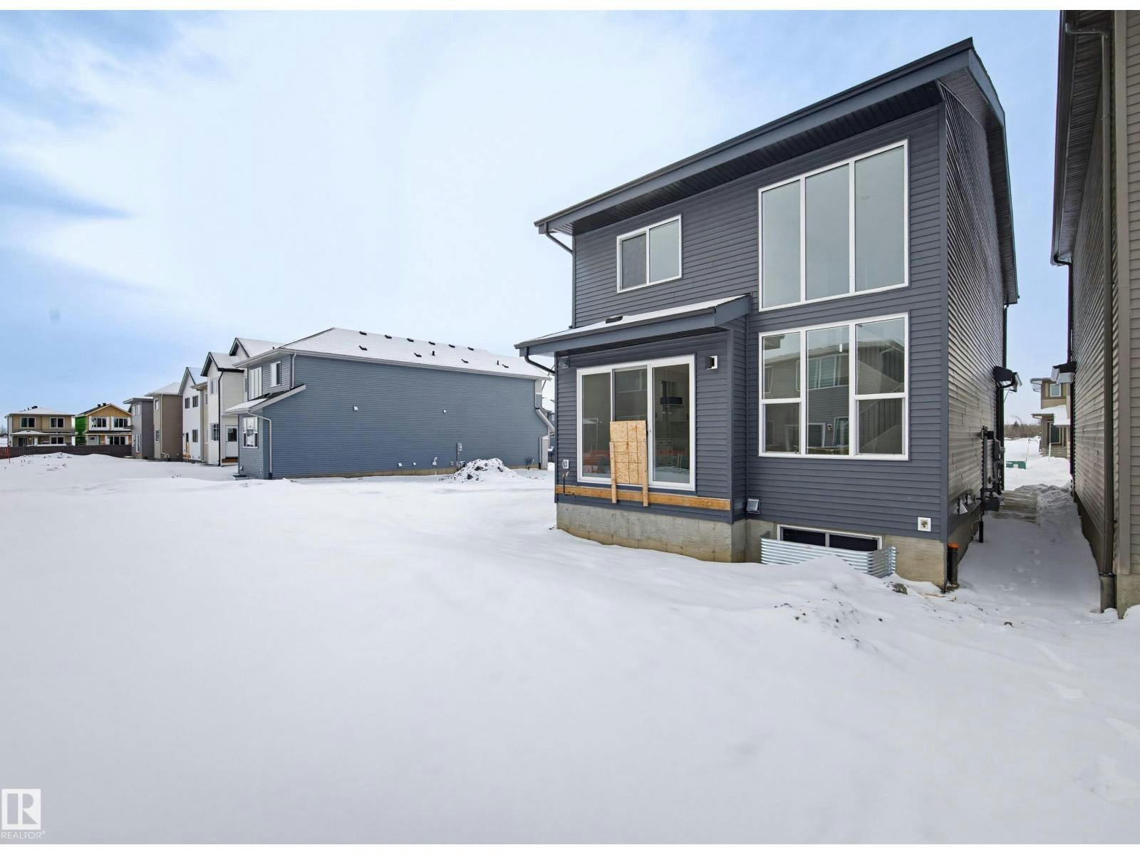 2535 211 Street NW, Edmonton, AB, T6M 3H1 - 47