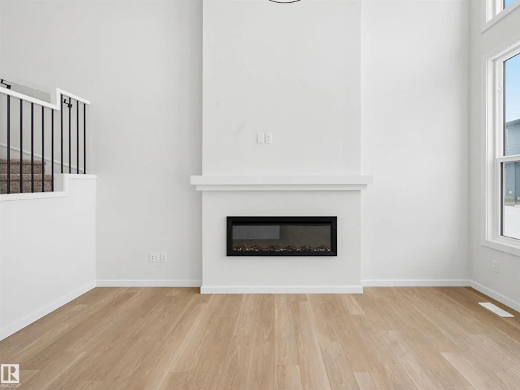2535 211 Street NW, Edmonton, AB, T6M 3H1 - 9