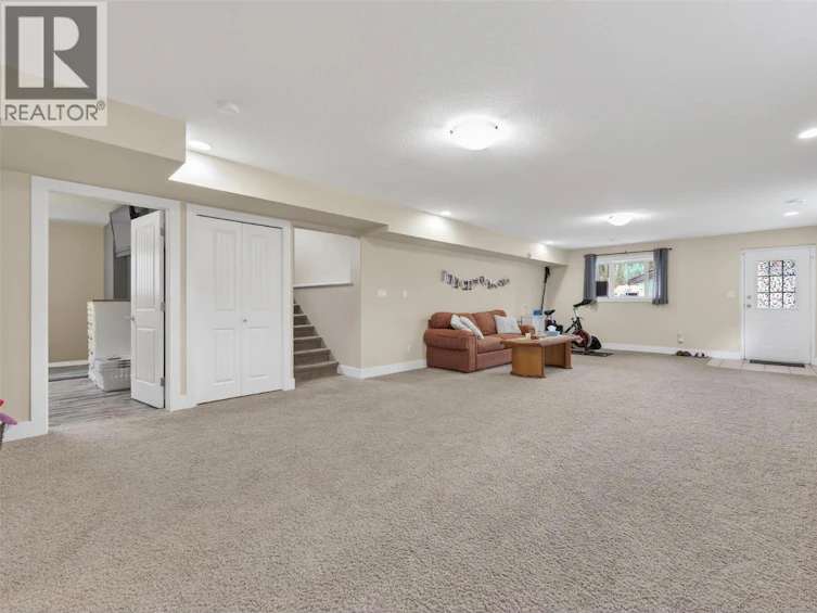 120 Kootenay Avenue, Castlegar, BC, V1N 4H4 - 34