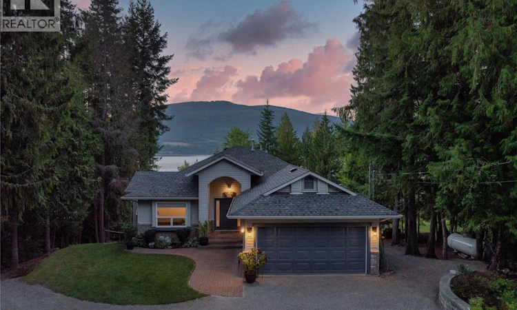 4283 Eagle Bay Road