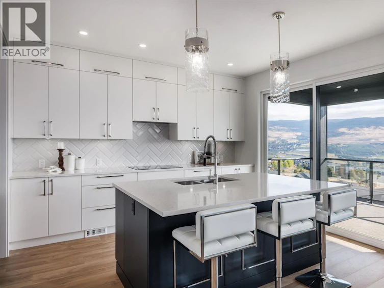 789 Carleton Street, Kelowna, BC, V1V 0A8 - 15