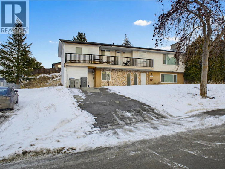 748 Gleneagles Drive, Kamloops, BC, V2E 1J8
