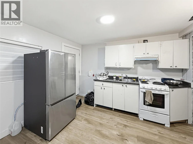 748 Gleneagles Drive, Kamloops, BC, V2E 1J8 - 22