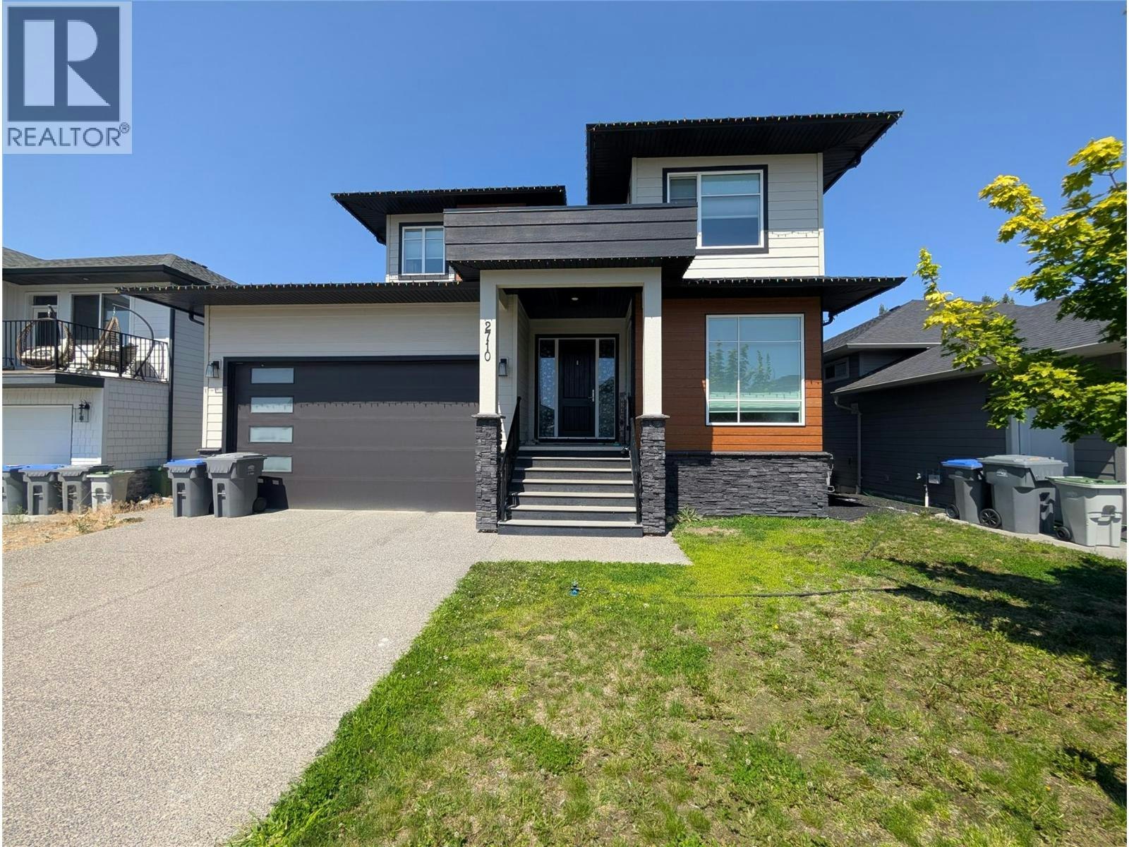 2710 Beachmount Crescent, Kamloops, BC, V2B 0E6