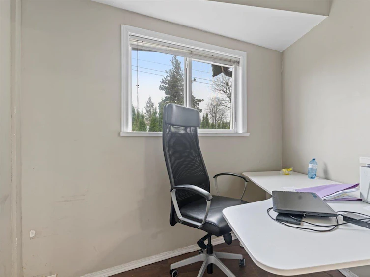 B-9570 Hazel Street, Chilliwack, BC, V2P 5N9 - 9