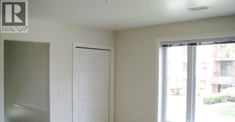 PER ROOM-675 Chippawa, Windsor, ON, N9C 0A6 - 5