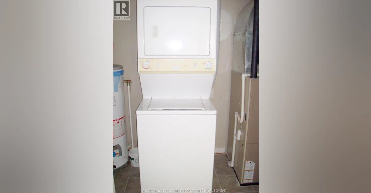 PER ROOM-675 Chippawa, Windsor, ON, N9C 0A6 - 12