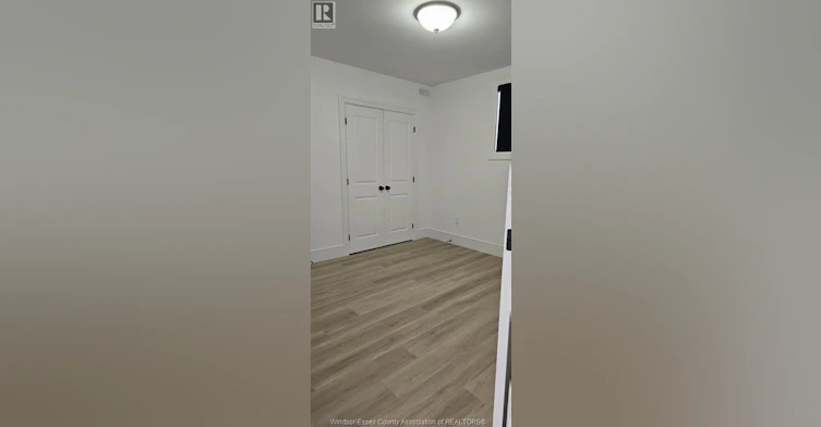 PER ROOM-3218 Baby, Windsor, ON, N9C 1K5 - 8