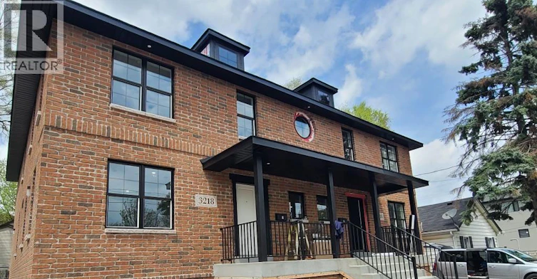 PER ROOM-3218 Baby, Windsor, ON, N9C 1K5 - 2