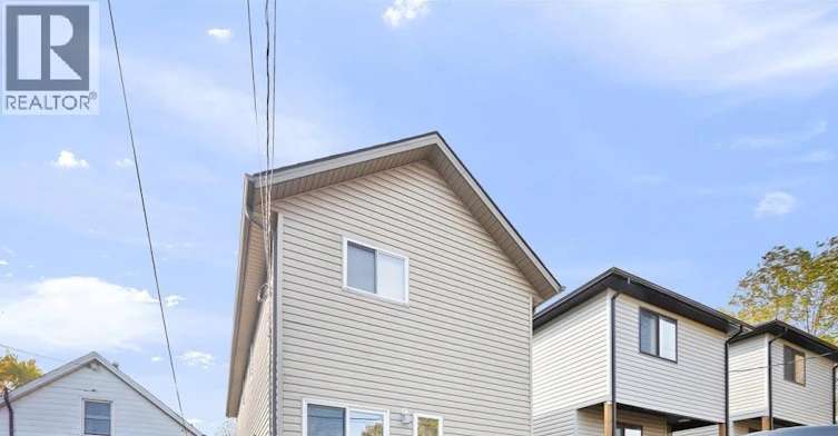 700 Bridge Avenue, Windsor, ON, N9B 2M6 - 4