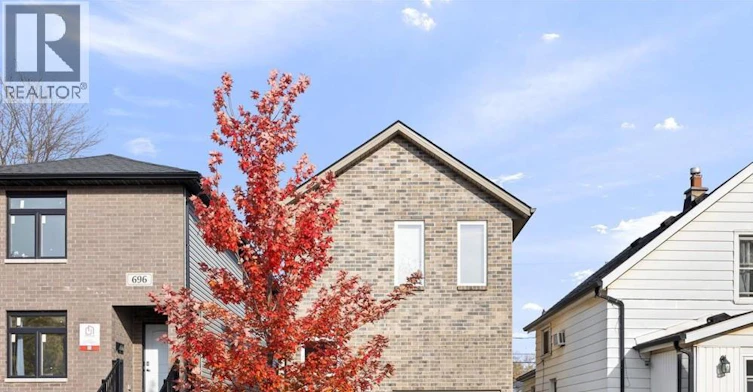 700 Bridge Avenue, Windsor, ON, N9B 2M6 - 3
