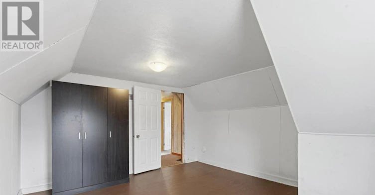 UPPER-25 Pelham Road, St. Catharines, ON, L2S 1R1 - 23