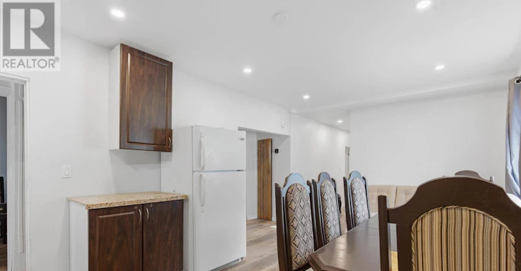 UPPER-25 Pelham Road, St. Catharines, ON, L2S 1R1 - 13