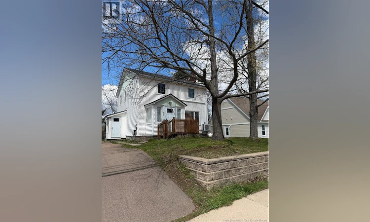 32 Beechwood Avenue