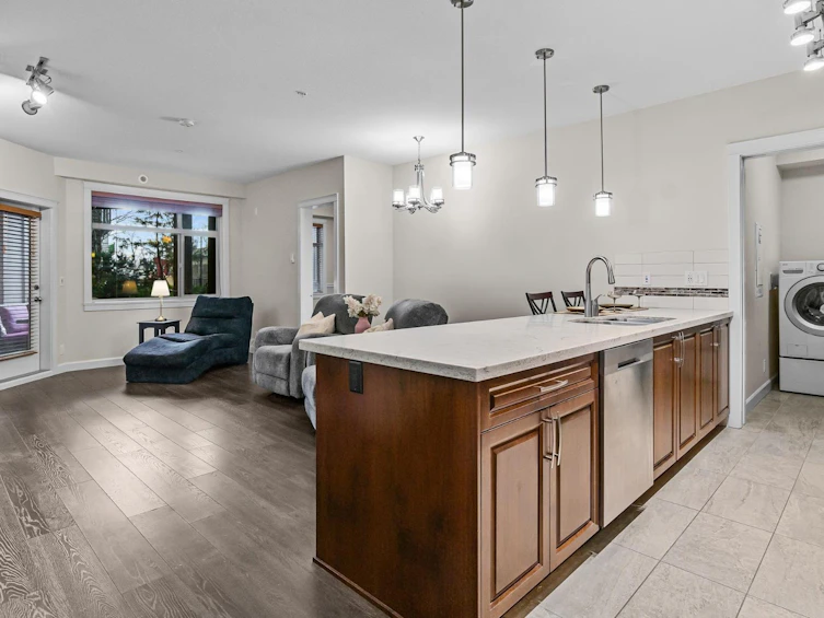 A113-20716 Willoughby Town Centre Drive, Langley, BC, V2Y 3J7 - 6